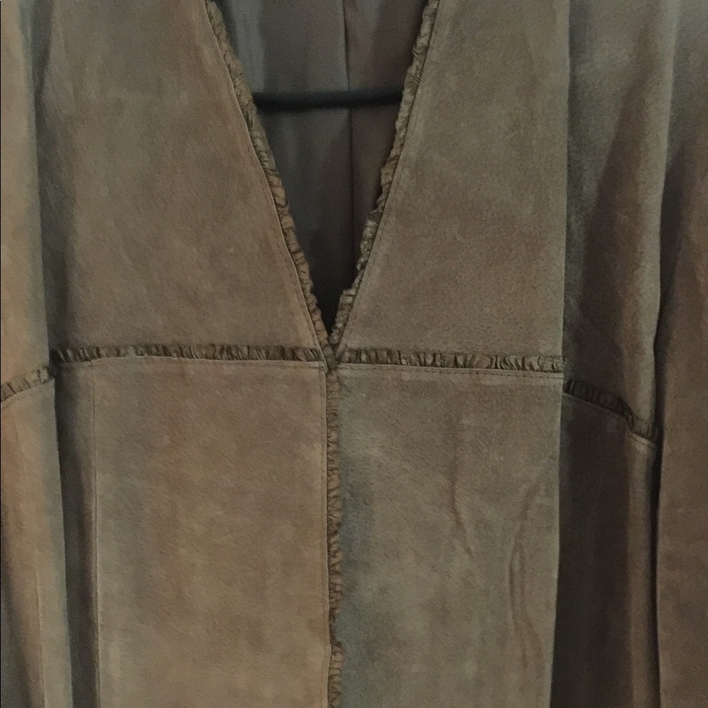 Leather Jacket - Picture 3 of 7